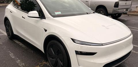 Tesla Model Y 2026