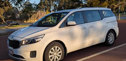 Kia CARNIVAL 2016
