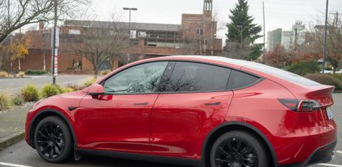 Tesla Model Y 2023
