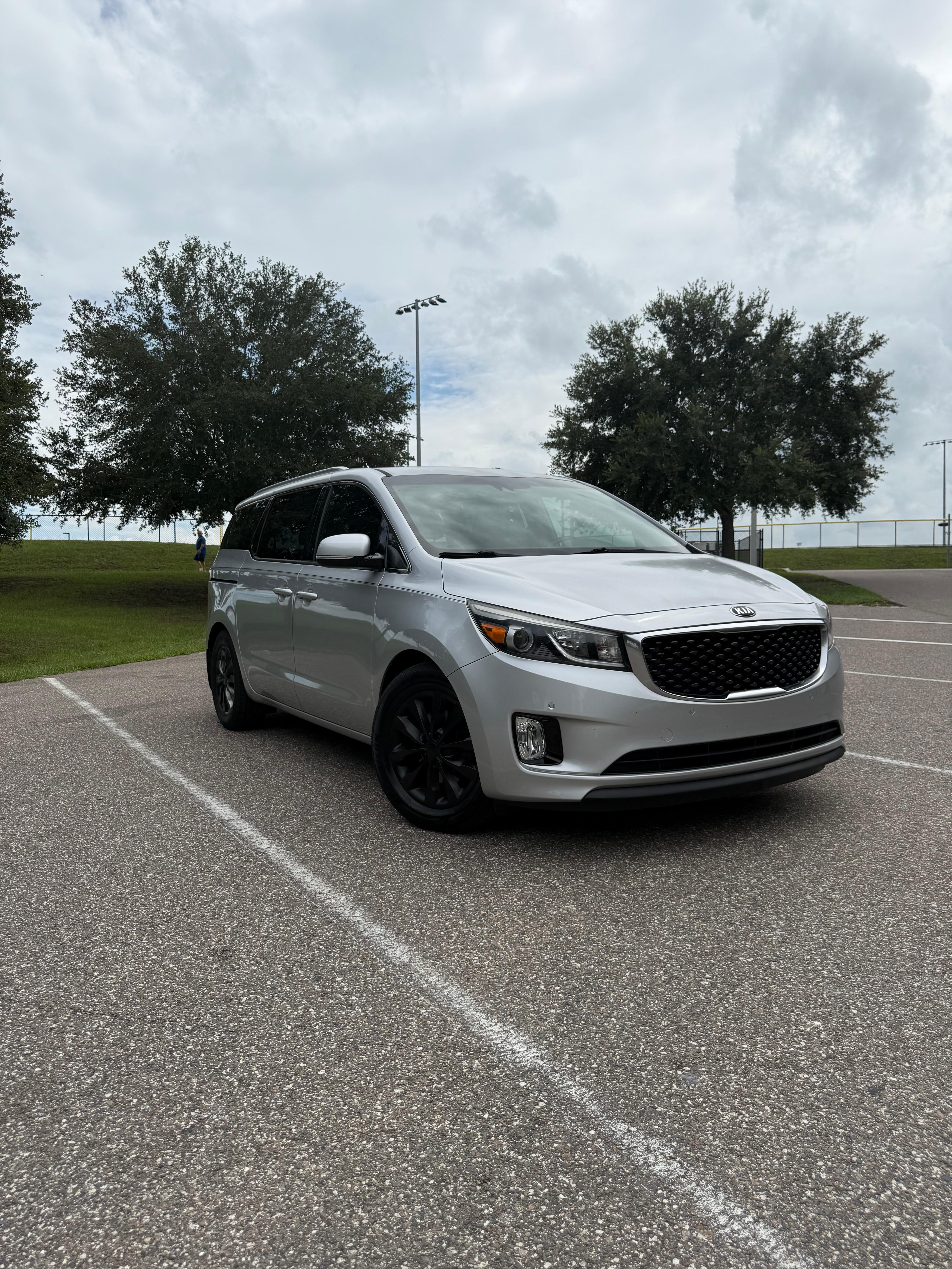 Kia Sedona 2018 in 