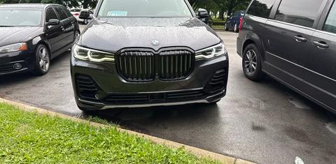 BMW X7 2021