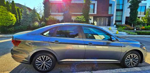 Volkswagen Jetta 2019
