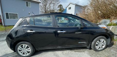 Nissan LEAF 2015