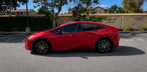Toyota Prius 2024