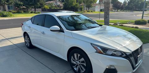 Nissan Altima 2021