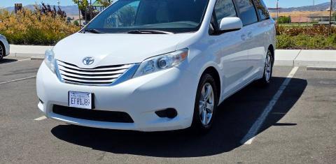 Toyota Sienna 2017