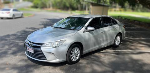 Toyota CAMRY 2015