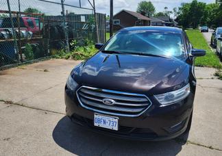 Ford Taurus car