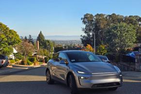 Tesla Model Y 2026 in Burlingame