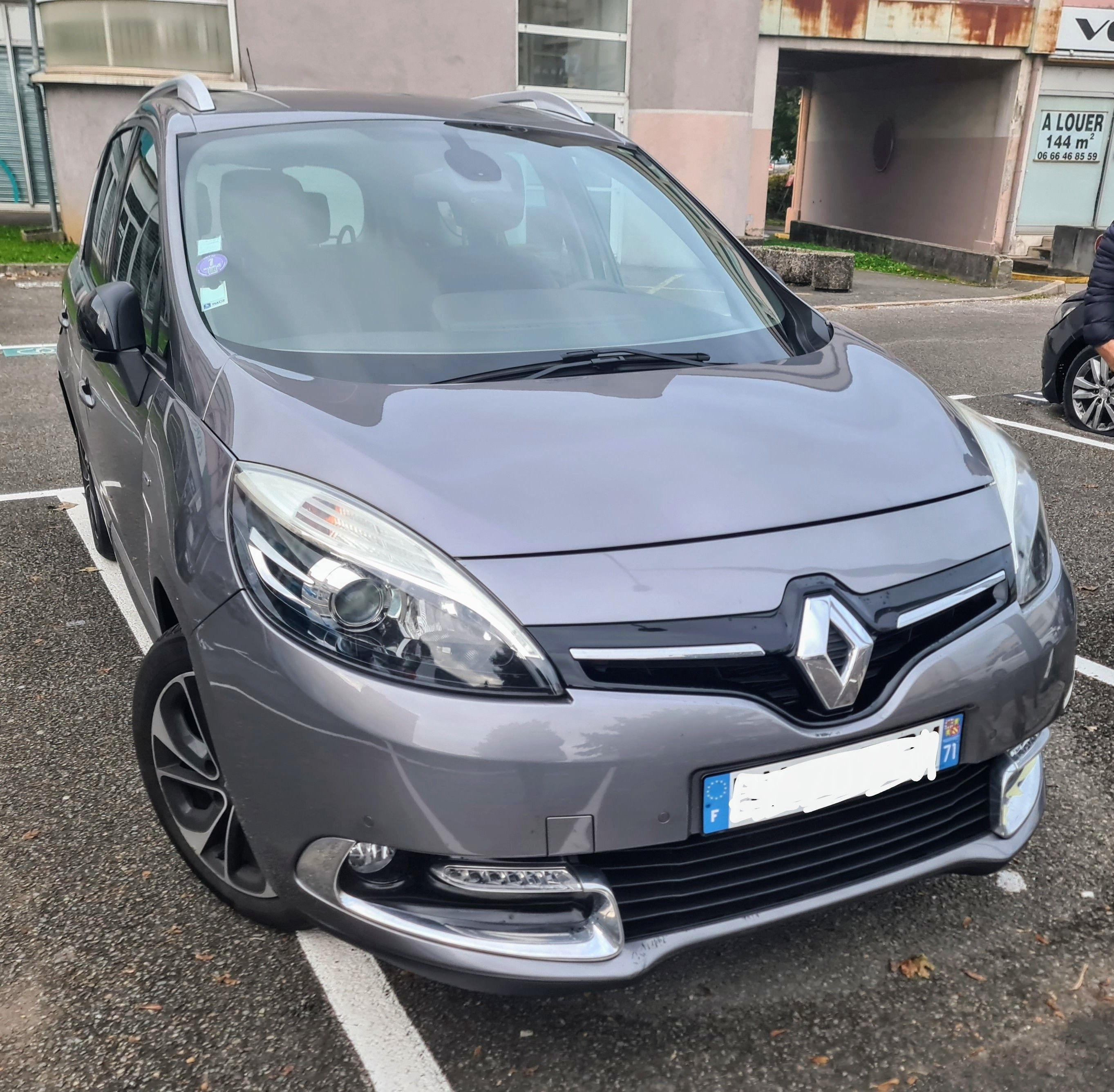 Renault GRAND SCENIC III 2015 à Besançon