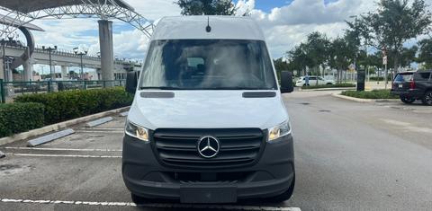 Mercedes-Benz Sprinter 2024