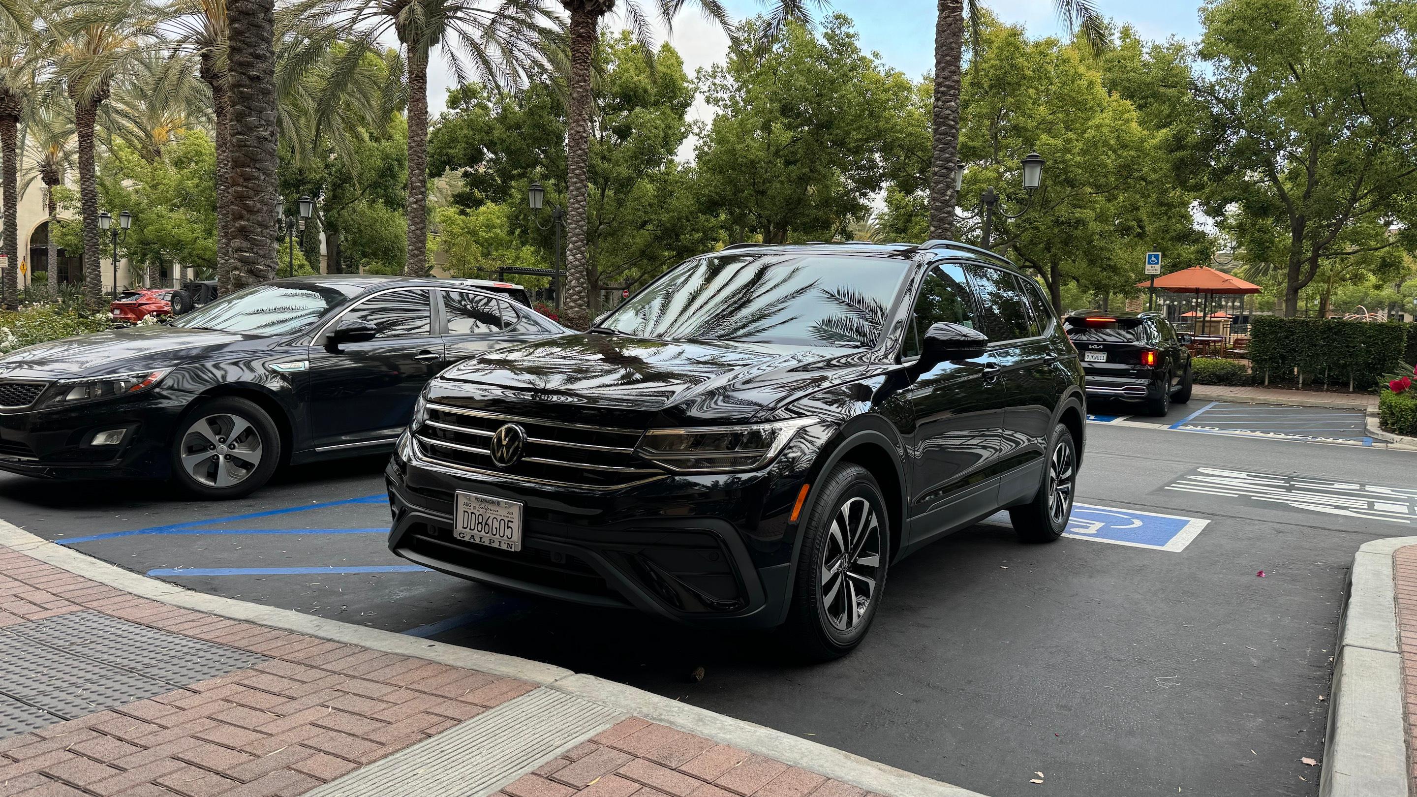 Volkswagen Tiguan 2024 in Burbank, CA