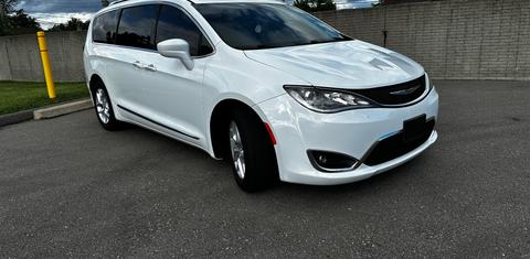 Chrysler Pacifica 2017