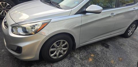 Hyundai Accent 2013