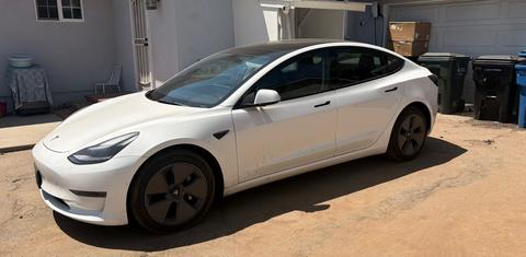 Tesla Model 3 2022