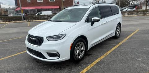 Chrysler Pacifica 2023