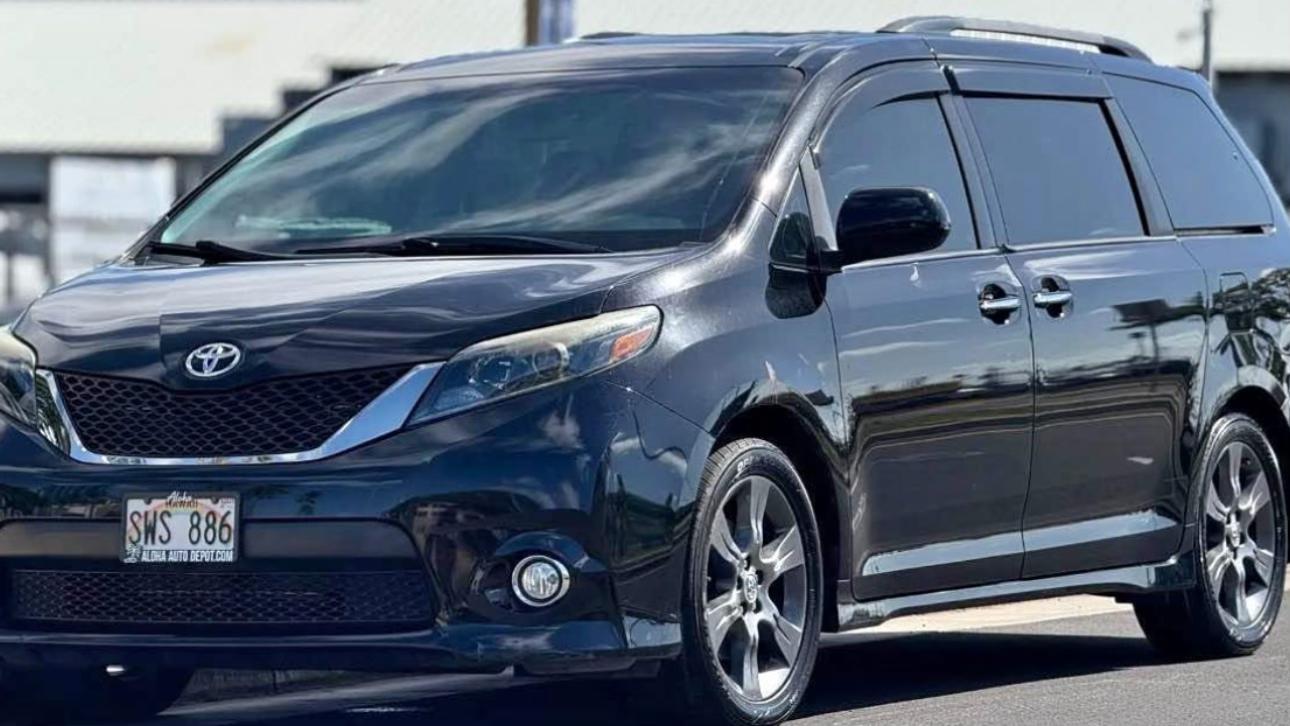Toyota Sienna 2016 in Kaneohe, HI