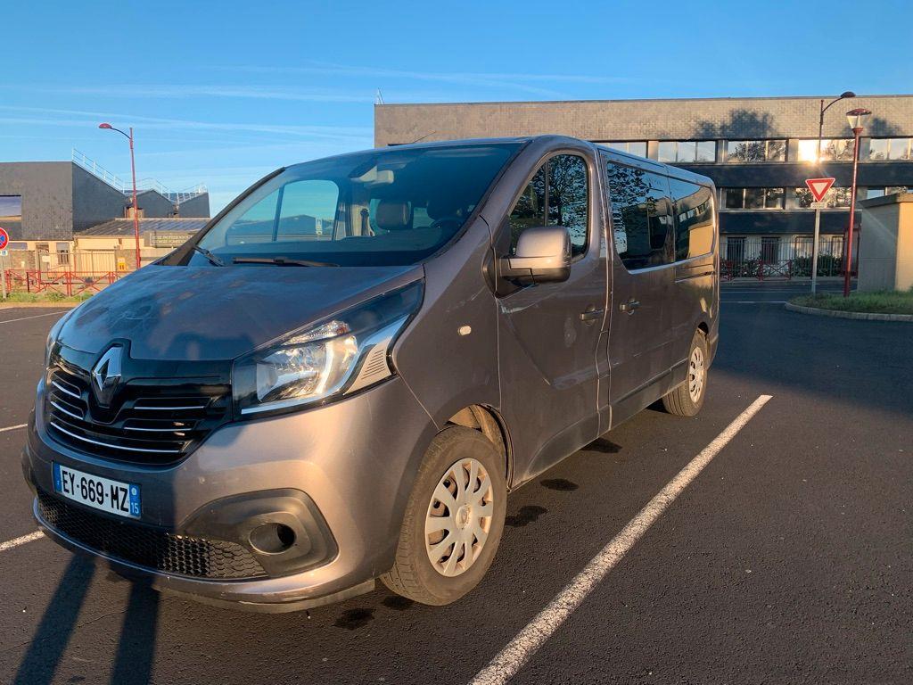 Renault TRAFIC III 2018 à Biguglia
