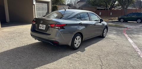 Nissan Versa 2020