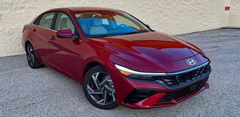 Hyundai Elantra 2024