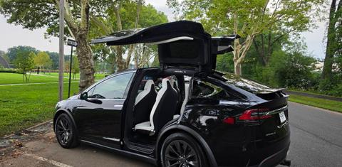 Tesla Model X 2018