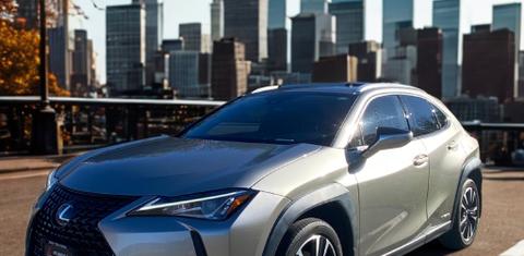 Lexus UX 2021