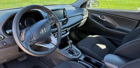 Hyundai Elantra GT 2018