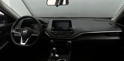 Nissan Altima 2022
