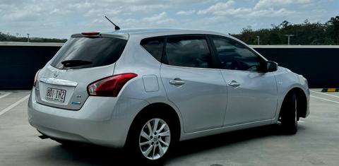 Nissan PULSAR 2015