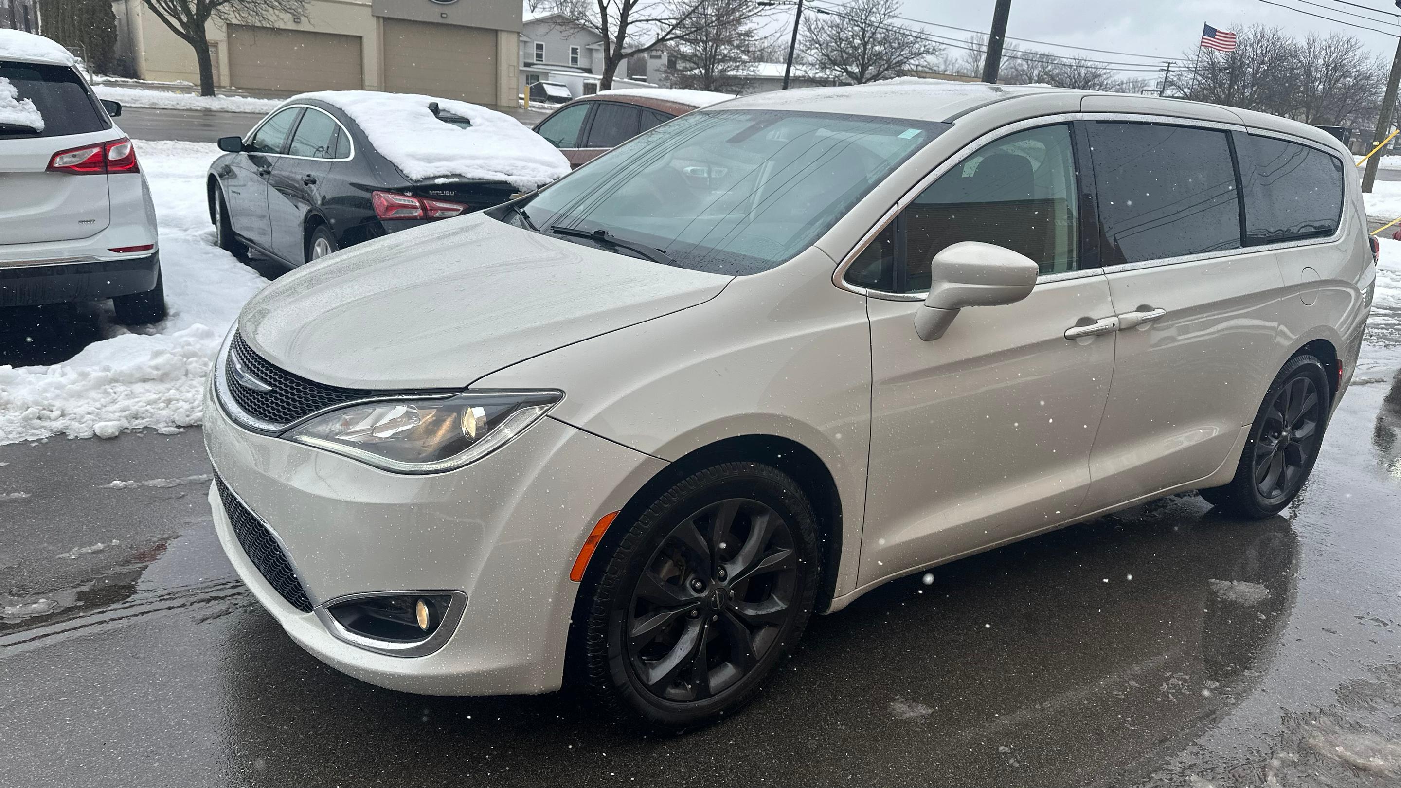 Chrysler Pacifica 2020 in Livonia, MI