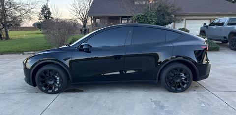 Tesla Model Y 2026