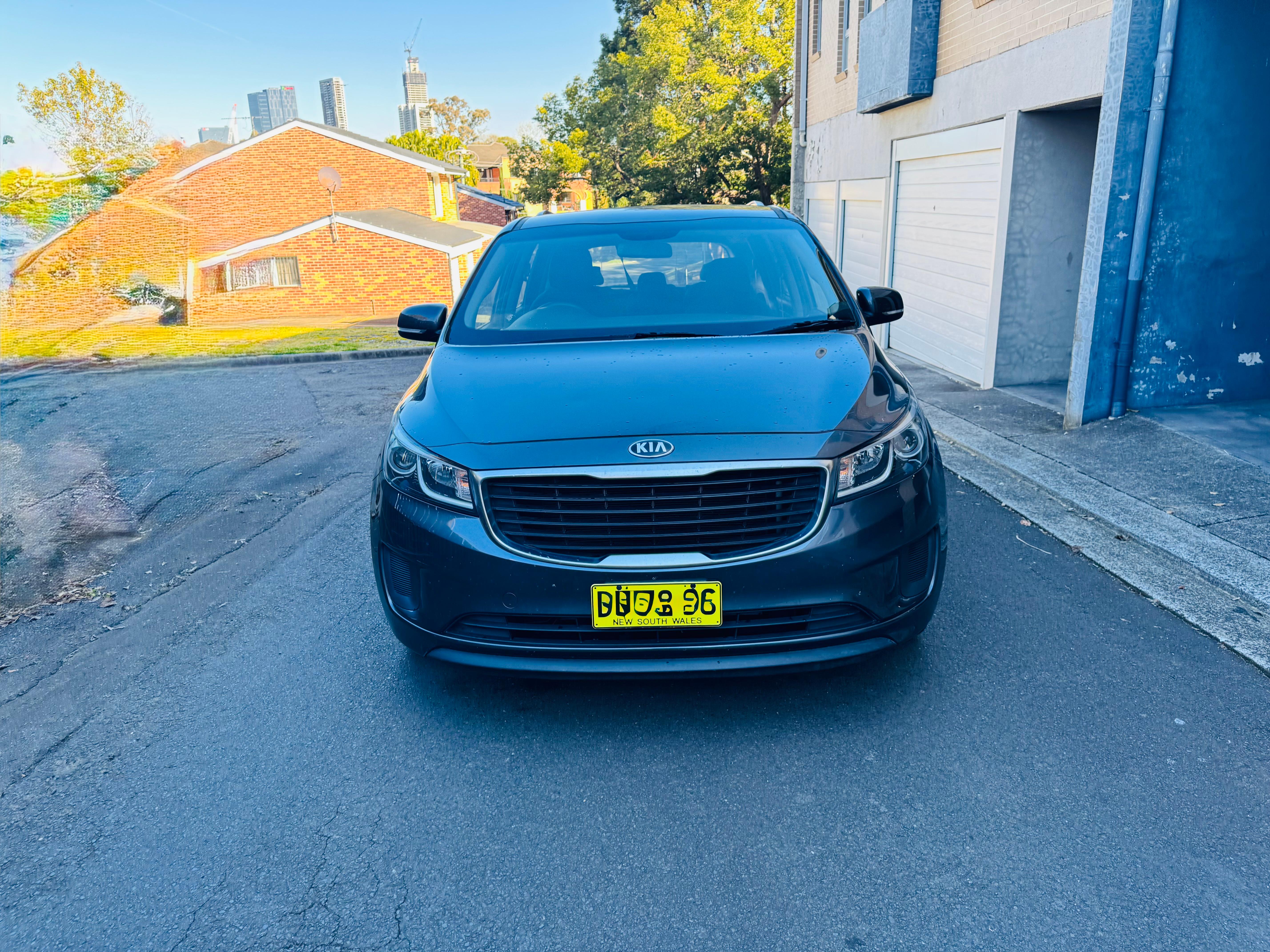 Kia CARNIVAL 2016 in Strathfield