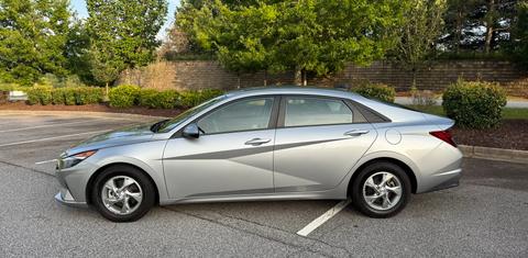 Hyundai Elantra 2021
