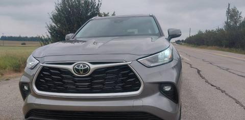 Toyota Highlander Hybrid 2026