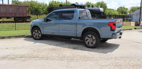 Ford F-150 Lightning 2023
