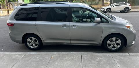 Toyota Sienna 2015