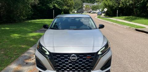 Nissan Altima 2023