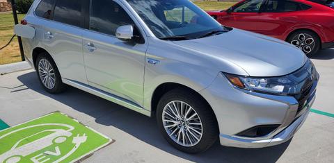 Mitsubishi Outlander PHEV 2022