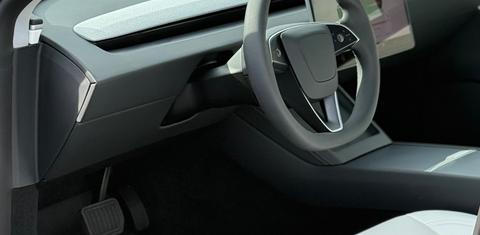 Tesla Model 3 2025