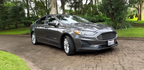 Ford Fusion Hybrid 2019