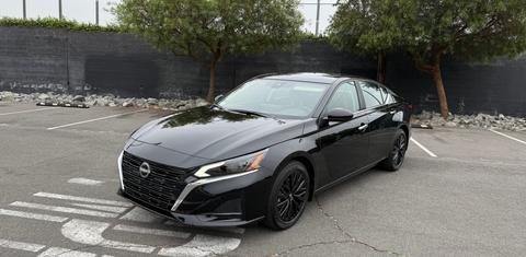 Nissan Altima 2025