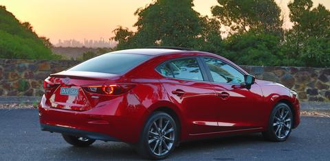 Mazda MAZDA3 2018