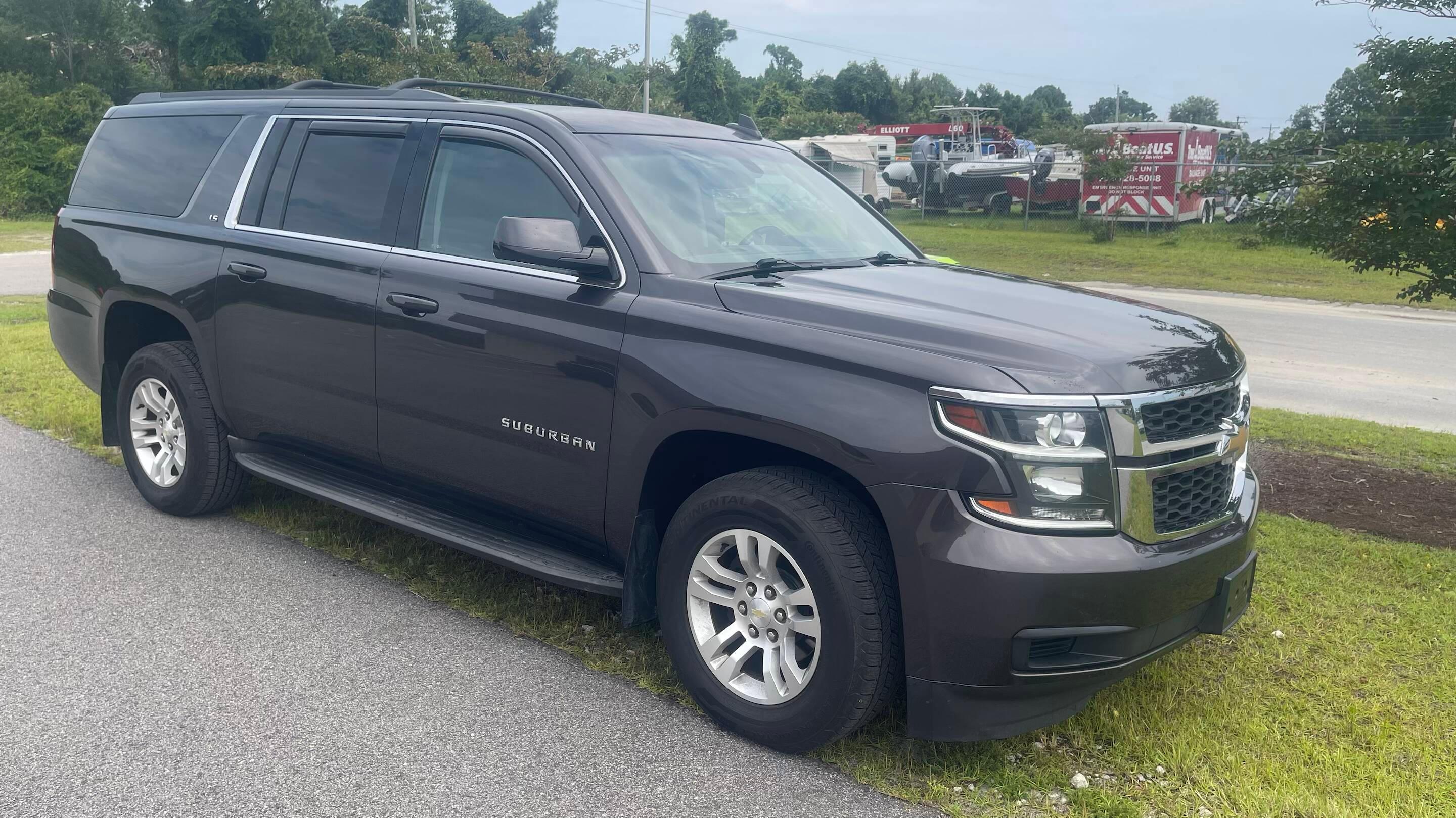Chevrolet Suburban 2016 in Morehead City, NC