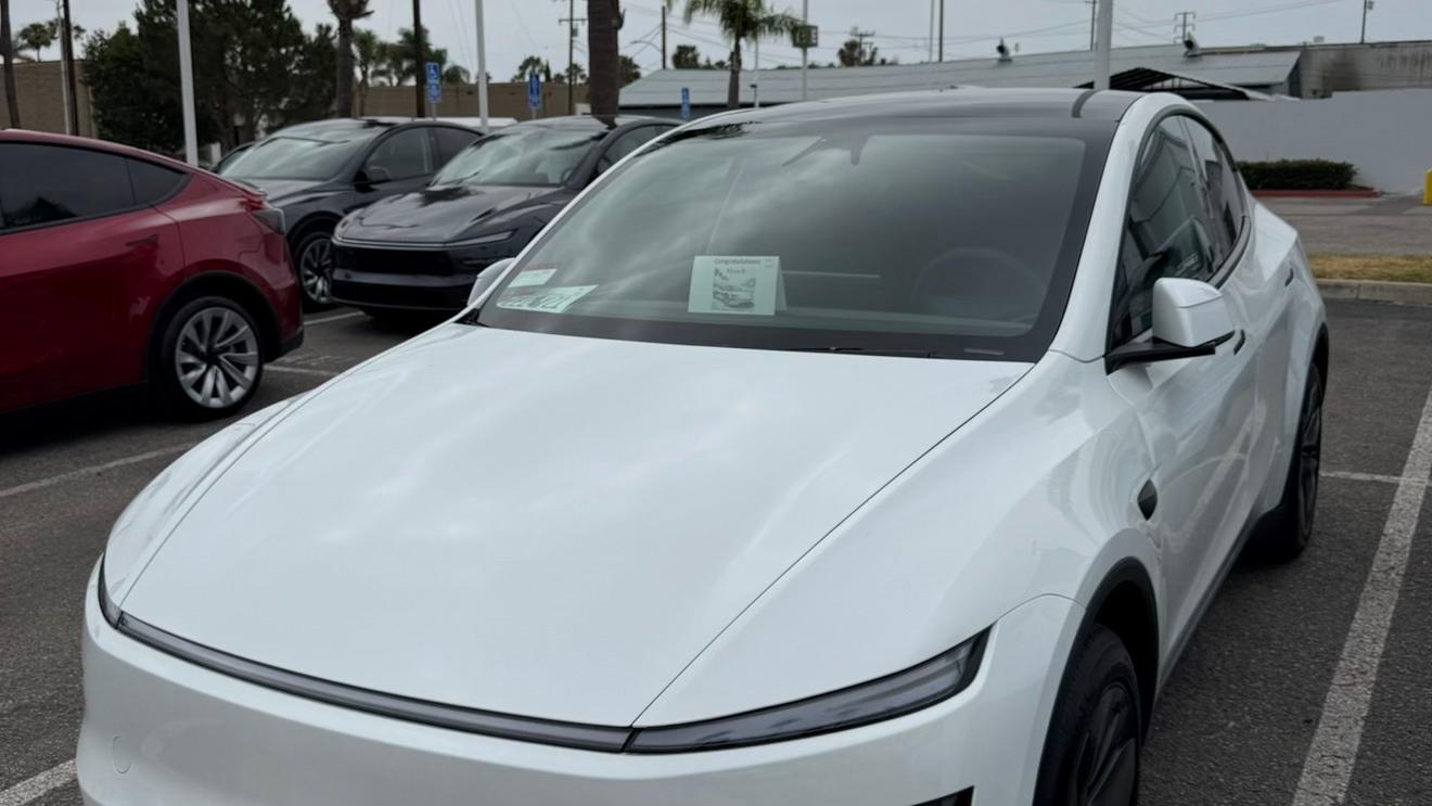 Tesla Model Y 2026 in Georgetown, TX