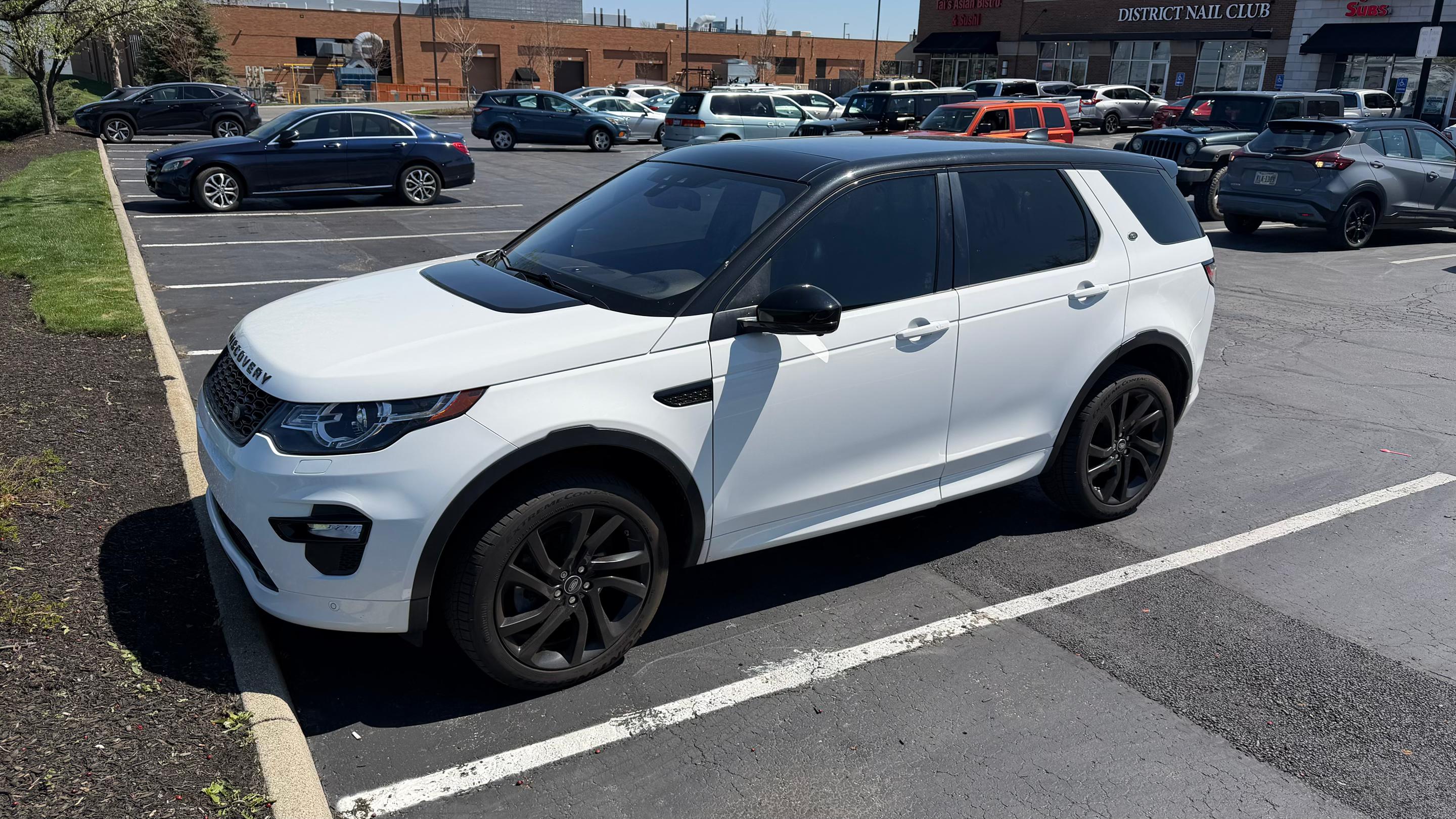 Land Rover Discovery Sport 2017 in Columbus, OH