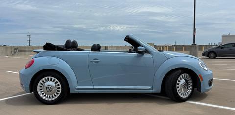 Volkswagen Beetle 2014