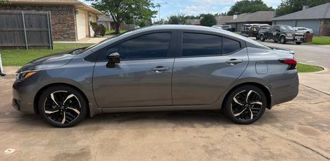 Nissan Versa 2024