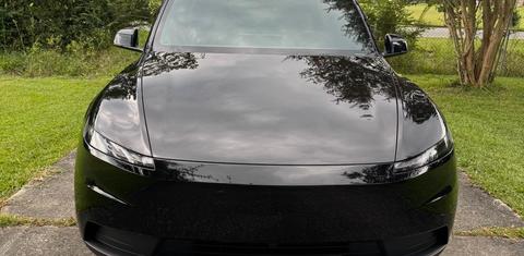 Tesla Model Y 2026