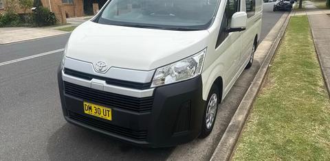 Toyota HIACE 2024