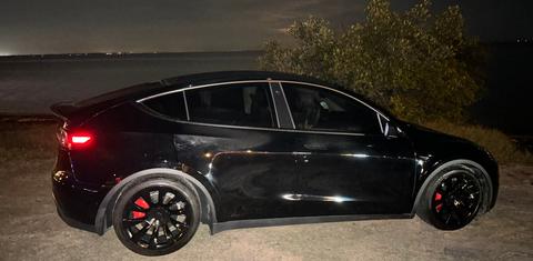 Tesla Model Y 2022